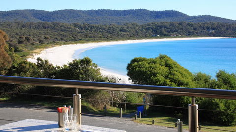 BAY OF FIRES ECO HUT Off Grid Experience At Binalong Bay - Accommodation Bookings 13