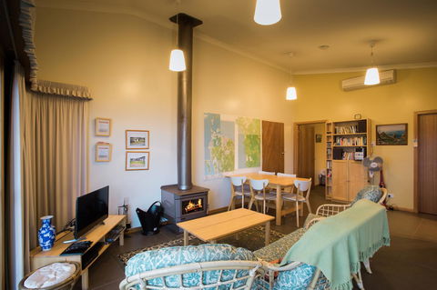Arthur Riverfront And Sea Lodge Downstream - Accommodation Bookings 7