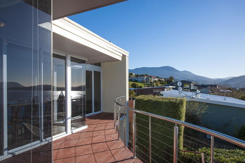 567 Sandy Bay - Accommodation Bookings 13