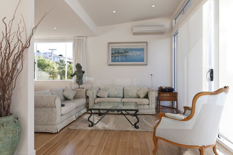 567 Sandy Bay - Accommodation Bookings 2