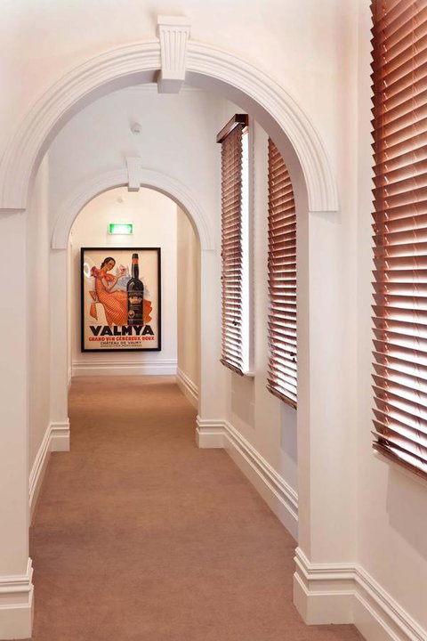 Ikon Hotel - Accommodation Bookings 35