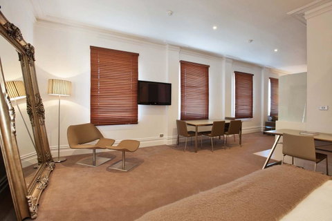 Ikon Hotel - Accommodation Bookings 21