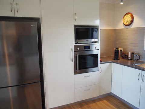 GRANITE BEACH HOUSE @ Bay Of Fires - Accommodation Bookings 11