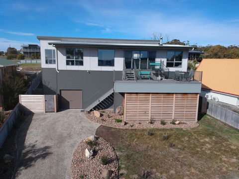 GRANITE BEACH HOUSE @ Bay Of Fires - Accommodation Bookings 1