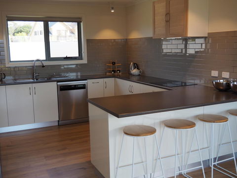 GRANITE BEACH HOUSE @ Bay Of Fires - Accommodation Bookings 5