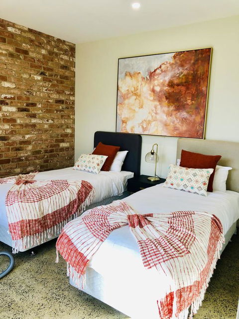 EMBRACING EVANDALE - Hosted By L'Abode Accommodation - Accommodation Bookings 4