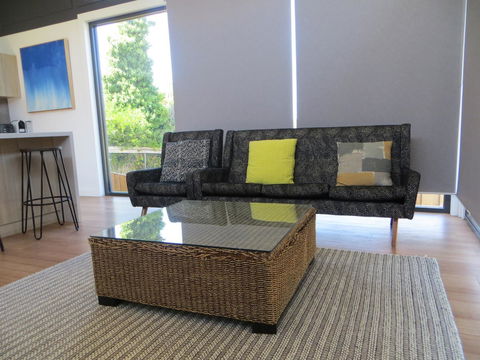 The Town House At The Ice Creamery - Accommodation Bookings 9