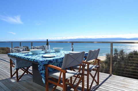 Halcyon ~ Immerse Yourself In The Sky And Sea - Accommodation Bookings 1