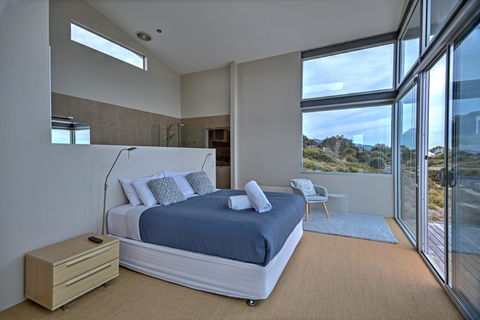 Halcyon ~ Immerse Yourself In The Sky And Sea - Accommodation Bookings 11