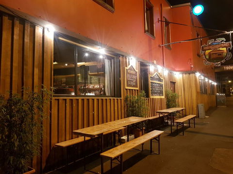 Little Nee's - Accommodation Bookings 2