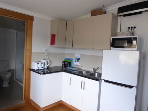 Riders Hut - Derby - Accommodation Bookings 7