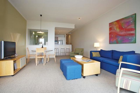 Cumberland Lorne Resort - Accommodation Bookings 24