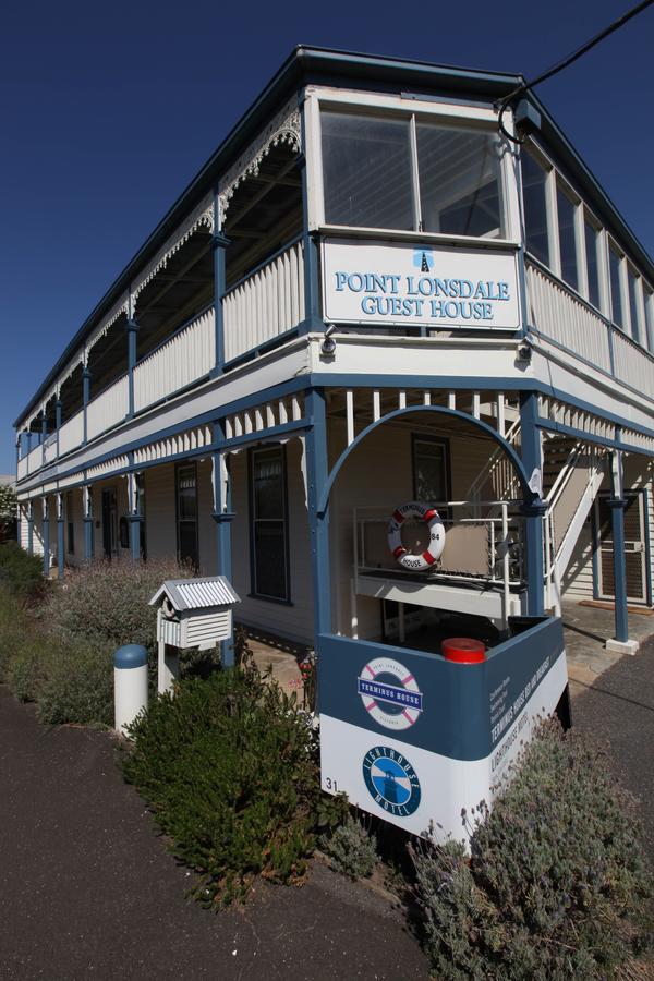  Accommodation Bookings