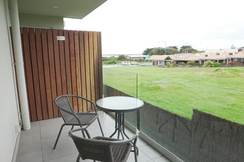 The Apollo - Accommodation Bookings 19