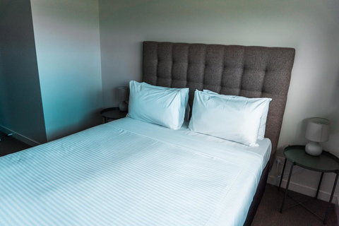 The Apollo - Accommodation Bookings 5