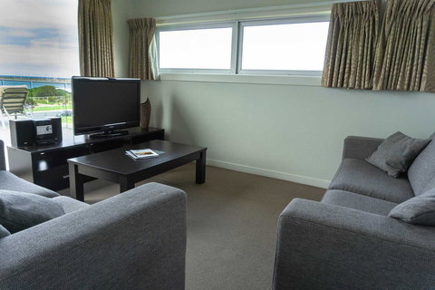 The Apollo - Accommodation Bookings 7