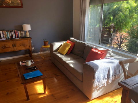 Flora Hill Creek Views - Accommodation Bookings 6