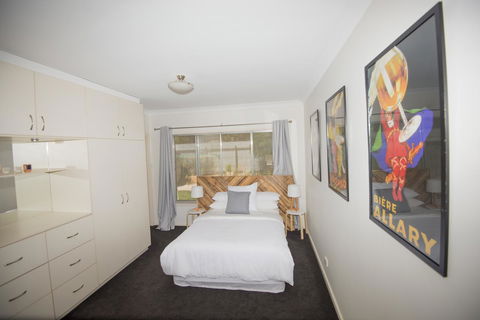 Flora Hill Creek Views - Accommodation Bookings 2