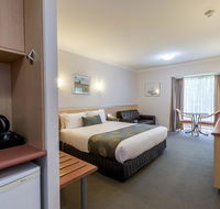 The Waverley International Hotel