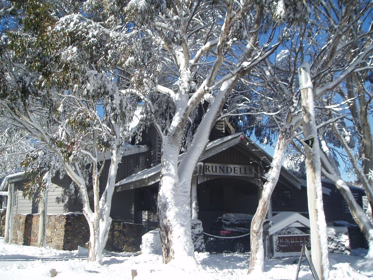  Accommodation Bookings