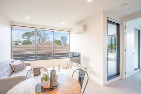Poplar Apartments - Accommodation Bookings 6