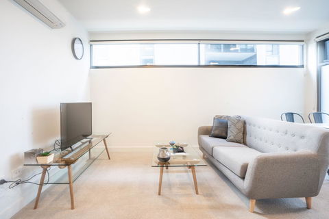 Poplar Apartments - Accommodation Bookings 1