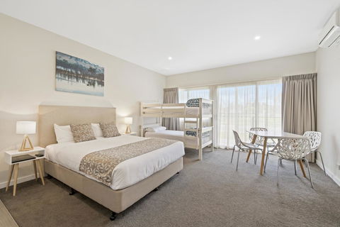 High Country Holiday Park - Accommodation Bookings 4