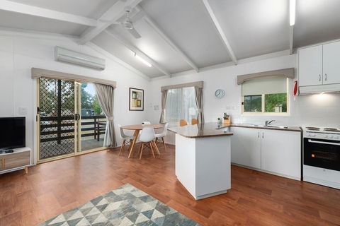 High Country Holiday Park - Accommodation Bookings 13