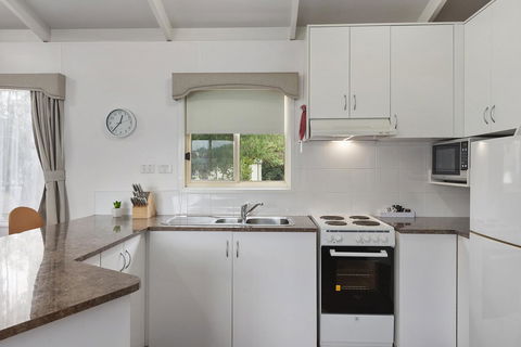 High Country Holiday Park - Accommodation Bookings 14