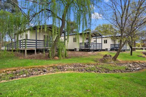High Country Holiday Park - Accommodation Bookings 21