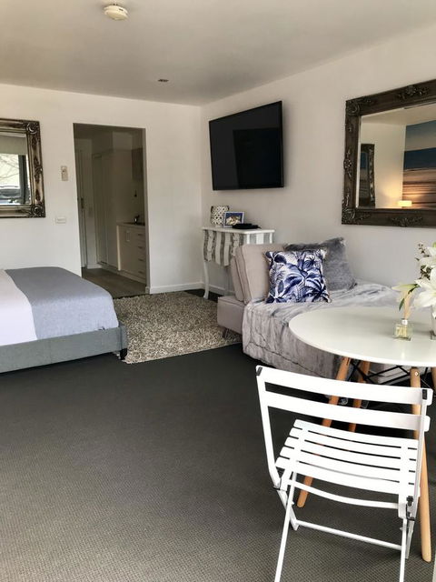 Lorne World - Accommodation Bookings 5
