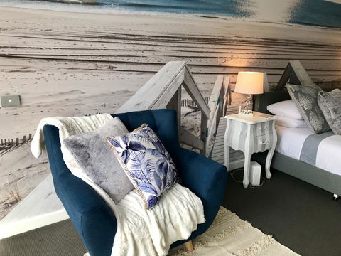 Lorne World - Accommodation Bookings 1