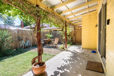 Avalon House - Accommodation Bookings 19