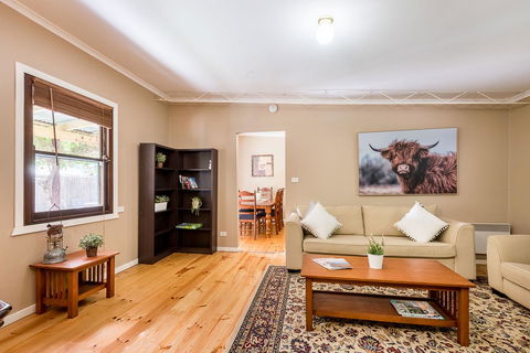 Avalon House - Accommodation Bookings 27