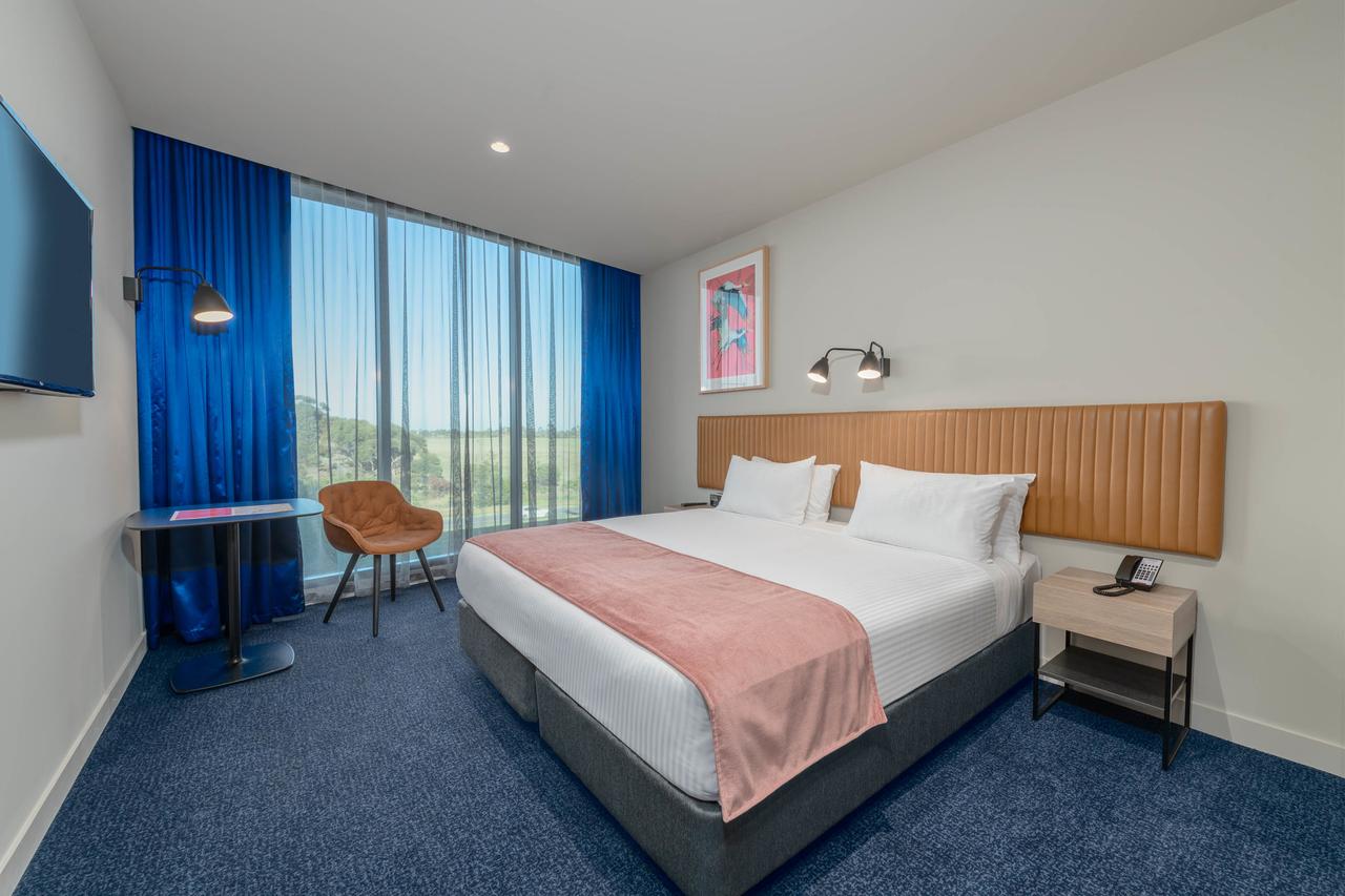  Accommodation Bookings
