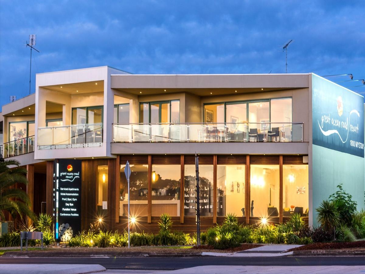 Accommodation Bookings