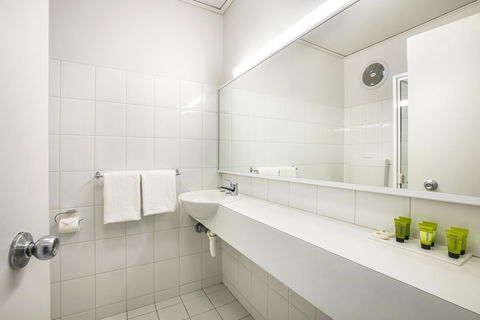 Nightcap At Matthew Flinders Hotel - Accommodation Bookings 16