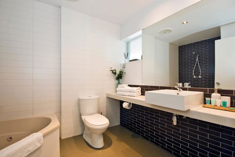 Lorne Bay View Motel - Accommodation Bookings 8
