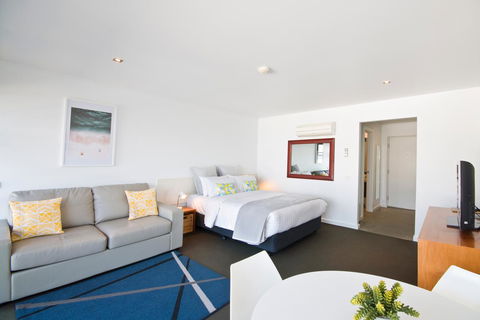 Lorne Bay View Motel - Accommodation Bookings 11