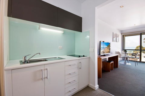 Lorne Bay View Motel - Accommodation Bookings 7