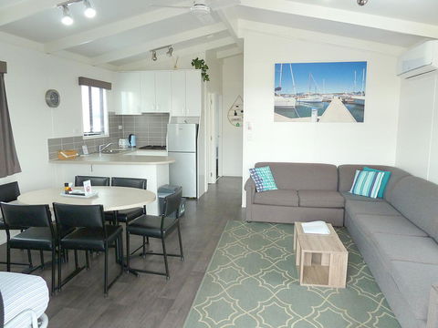 Apollo Bay Waterfront Motor Inn - Accommodation Bookings 17