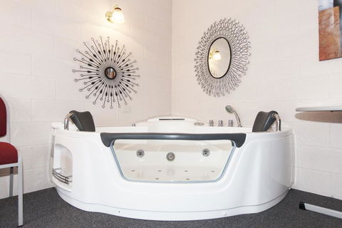 The Grampians Motel - Accommodation Bookings 4