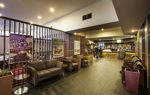 Nightcap At Keysborough Hotel - Accommodation Bookings 26