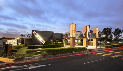 Nightcap At Keysborough Hotel - Accommodation Bookings 25