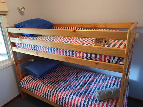 Island Family Holiday Retreat - Accommodation Bookings 11