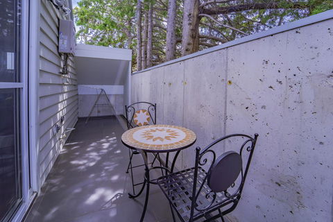 Bayview Loft - Accommodation Bookings 24