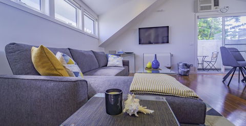 Bayview Loft - Accommodation Bookings 16