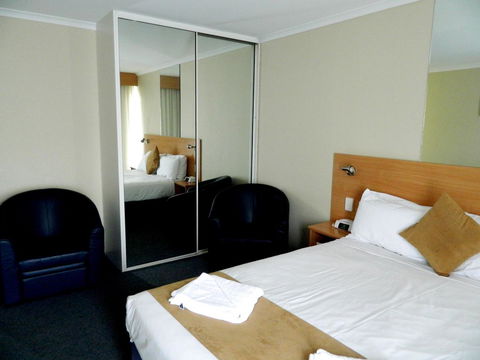 Ciloms Airport Lodge - Accommodation Bookings 37