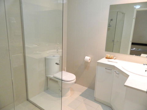Ciloms Airport Lodge - Accommodation Bookings 13
