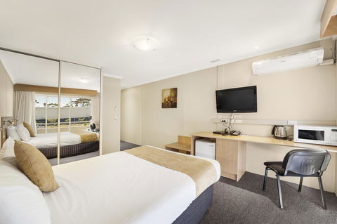 Ciloms Airport Lodge - Accommodation Bookings 28